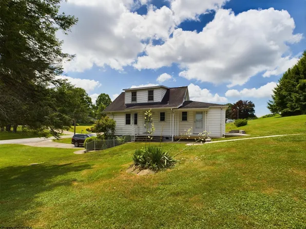 4586 Buckhannon Pike, Mount Clare, WV 26408