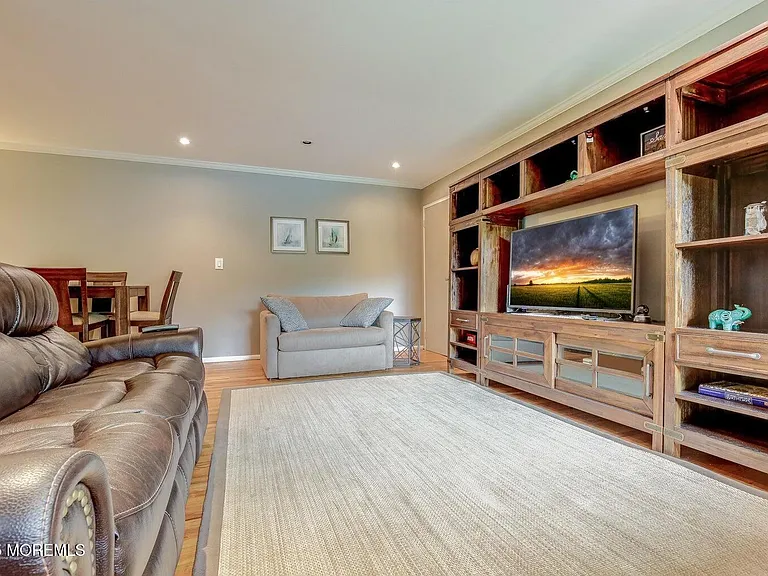3 Wharfside Dr — Photo 9