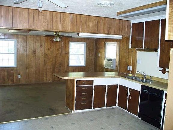 5th image of 8145 Norvell Dr