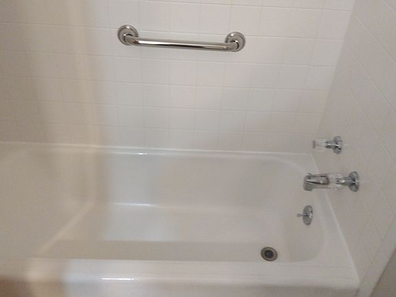 5th image of 603 Stephen St