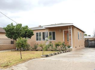 10651 Rhodesia Ave, Sunland, CA 91040