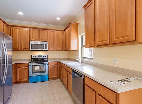4th image of 8198 Silver Birch Way