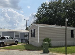 757 Royal Ln, Hurst, TX 76053