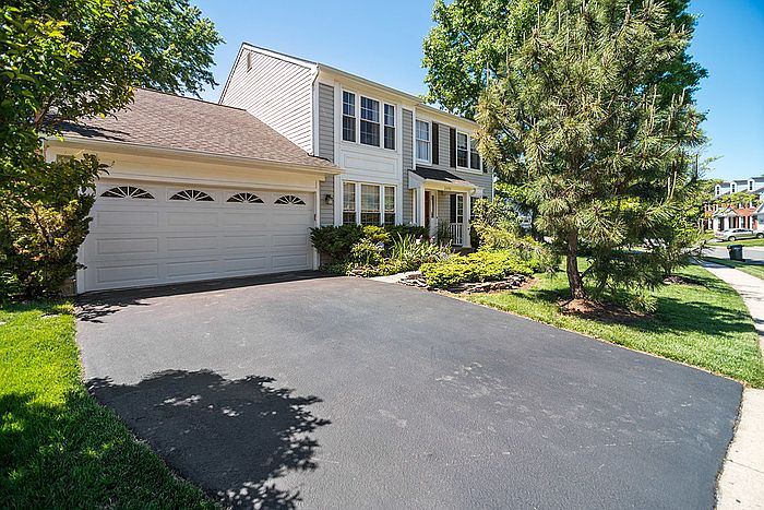 1st image of 2606 Stone Mountain Ct