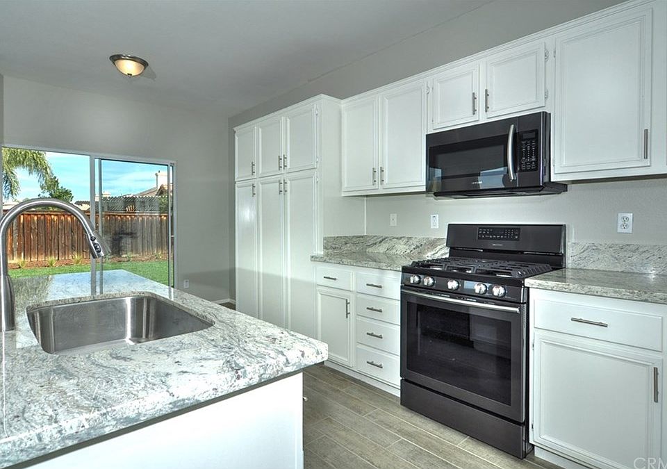 1st image of 26822 Wilkes Dr