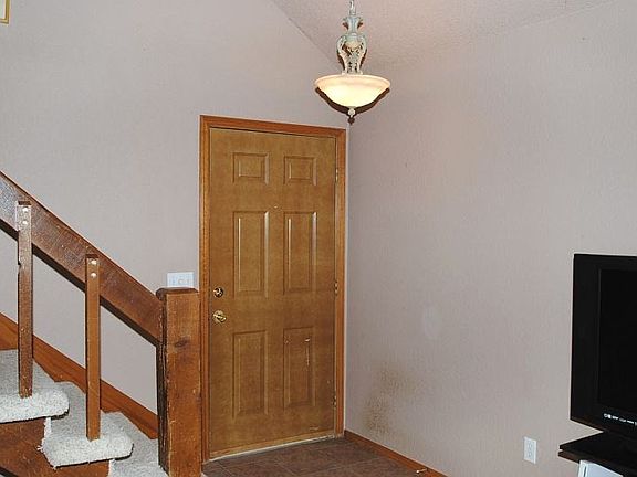 2nd image of 306 N Willowood Dr
