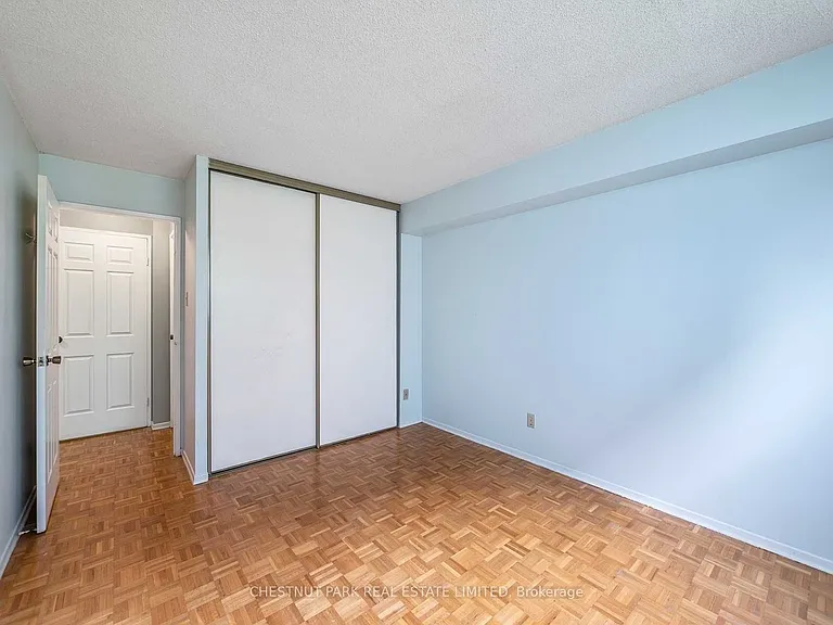 89 McCaul St #622 — Photo 19