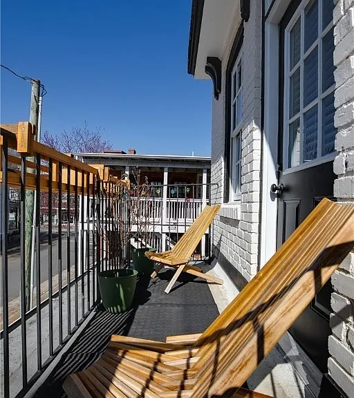 103 S Rowland St #B — Photo 9