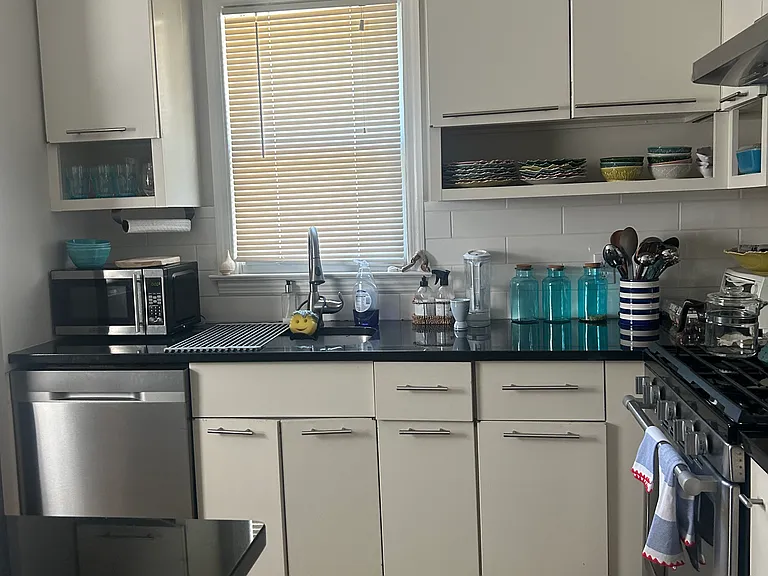 27 Cora St — Photo 15