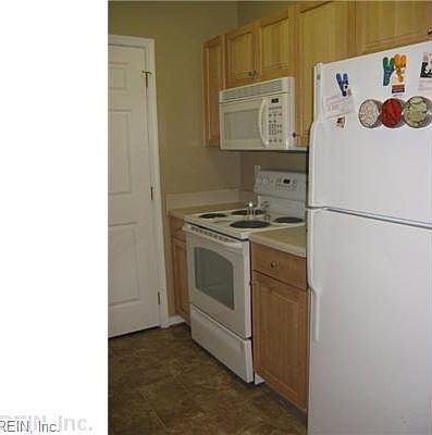 3rd image of 714 River Rock Way Ste 102