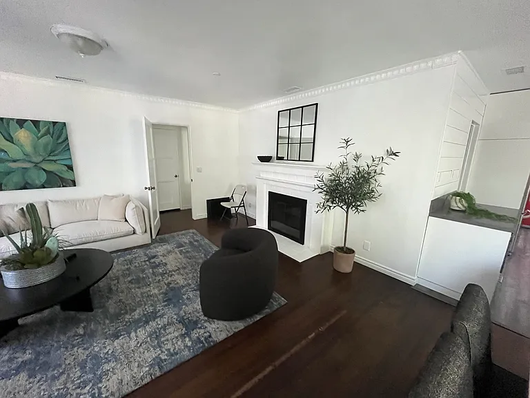 11415 Braddock Dr — Photo 3