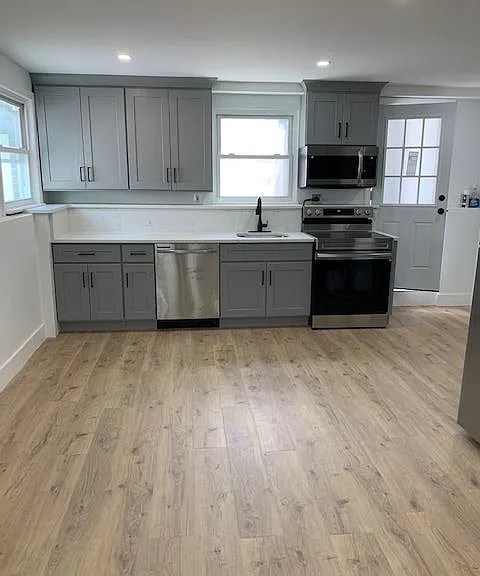 25 Jerome St #1 — Photo 11