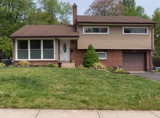 226 Louise Dr, Morrisville, PA 19067