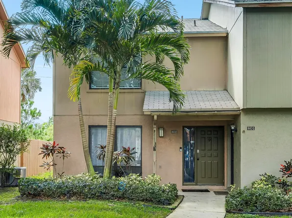 802 Sandtree Drive #802, Palm Beach Gardens, FL 33403