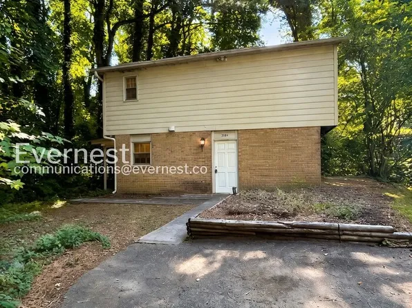 3904 Greenleaf St, Raleigh, NC 27606