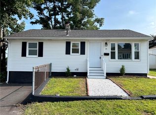 16 E View Ave, Cranston, RI 02920