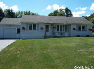 107 W Genesee Rd, Camillus, NY 13031