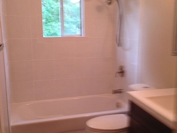 2nd image of 354 Woodbine St