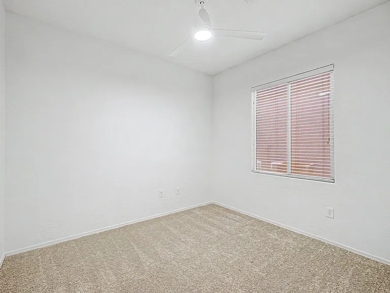 2539 Evening Twilight Ave — Photo 16