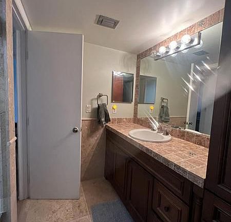 4th image of 2206 S Cypress Bend Dr APT 402