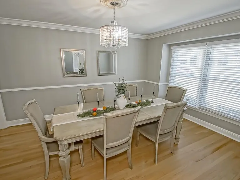 420 Fairfield Ave — Photo 6