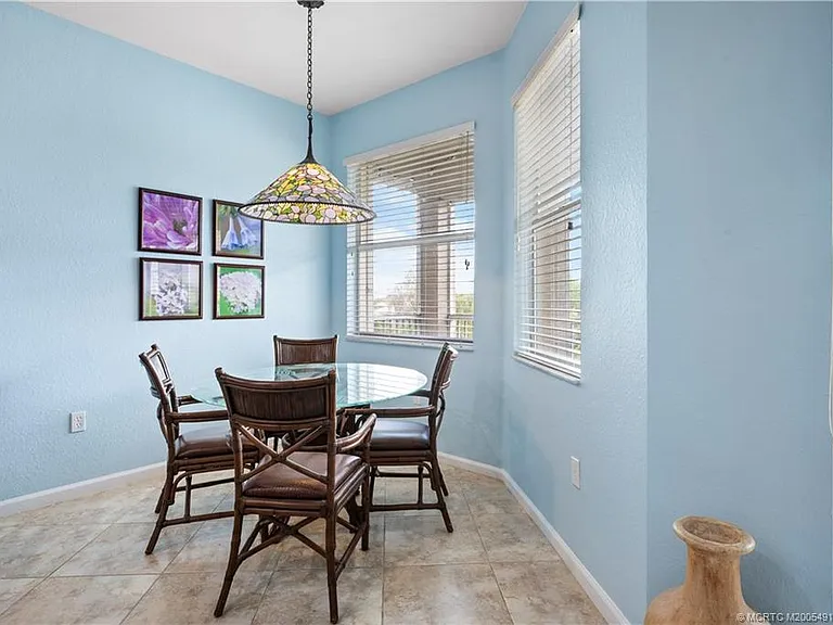 691 SW Glen Crest Way — Photo 34