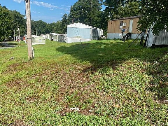 2nd image of 3505 Minerva Ln