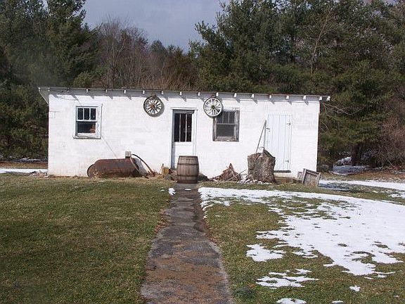 3rd image of 4930 Highway 67 W