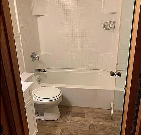 2nd image of 107 Country Club Ln #4
