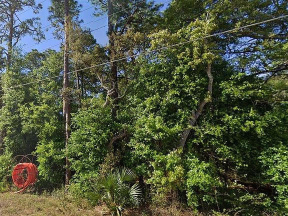 3rd image of SE 17TH LANE LOT 27