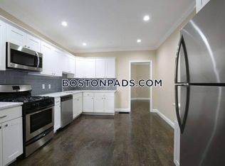 245 Paris St #3C, East Boston, MA 02128