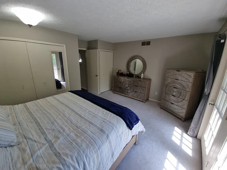 2352 Graystone Dr — Photo 10