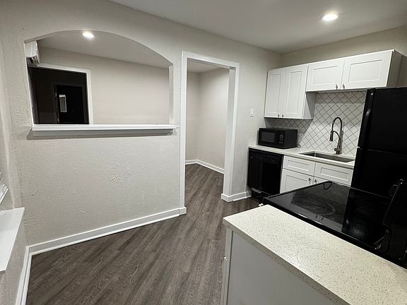 4th image of 615 Parkview Ave
