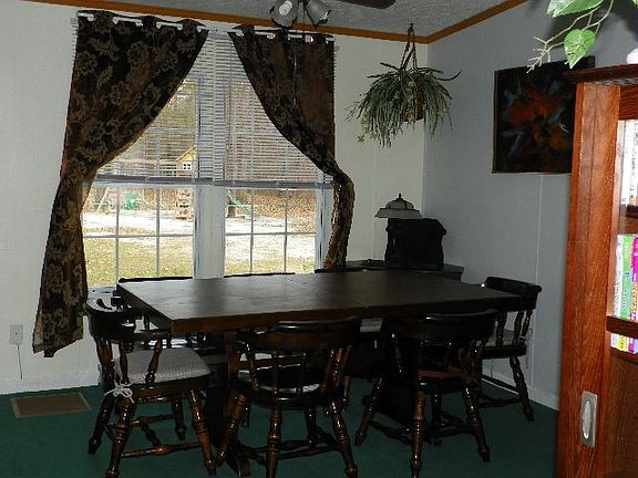 3rd image of 182 Oak Hill Dr