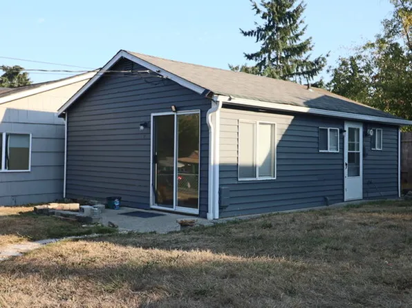 2344 Trenton Ave NE #1/2, Bremerton, WA 98310