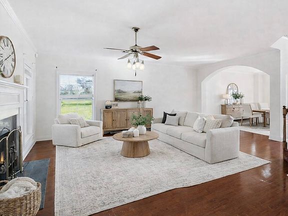 5th image of 2173 W Dave Dugas Rd