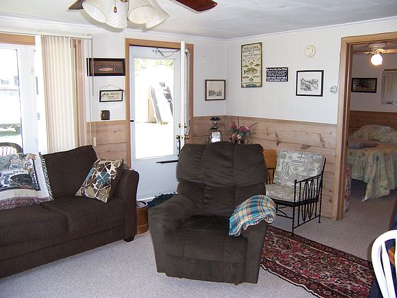 4th image of 630 Houghton Lake Dr Unit B