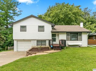 304 Payne Ave, Bellevue, NE 68005