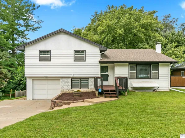 304 Payne Ave, Bellevue, NE 68005