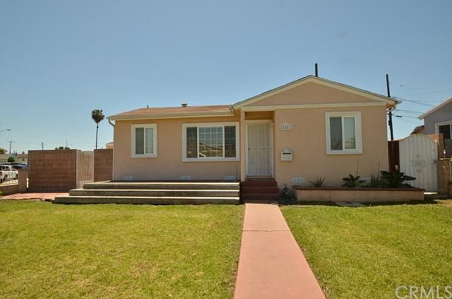1st image of 22607 Doble Ave