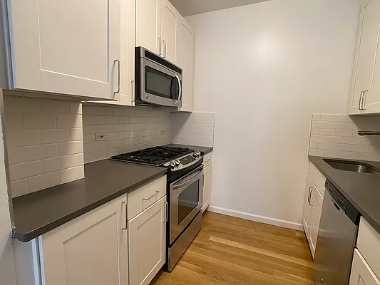 Rented by Tourma Realty LLC | media 53