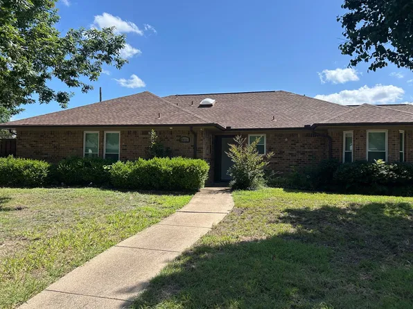 2412 Ridgeview Dr, Sachse, TX 75048