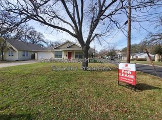 928 N Penelope St #A, Belton, TX 76513