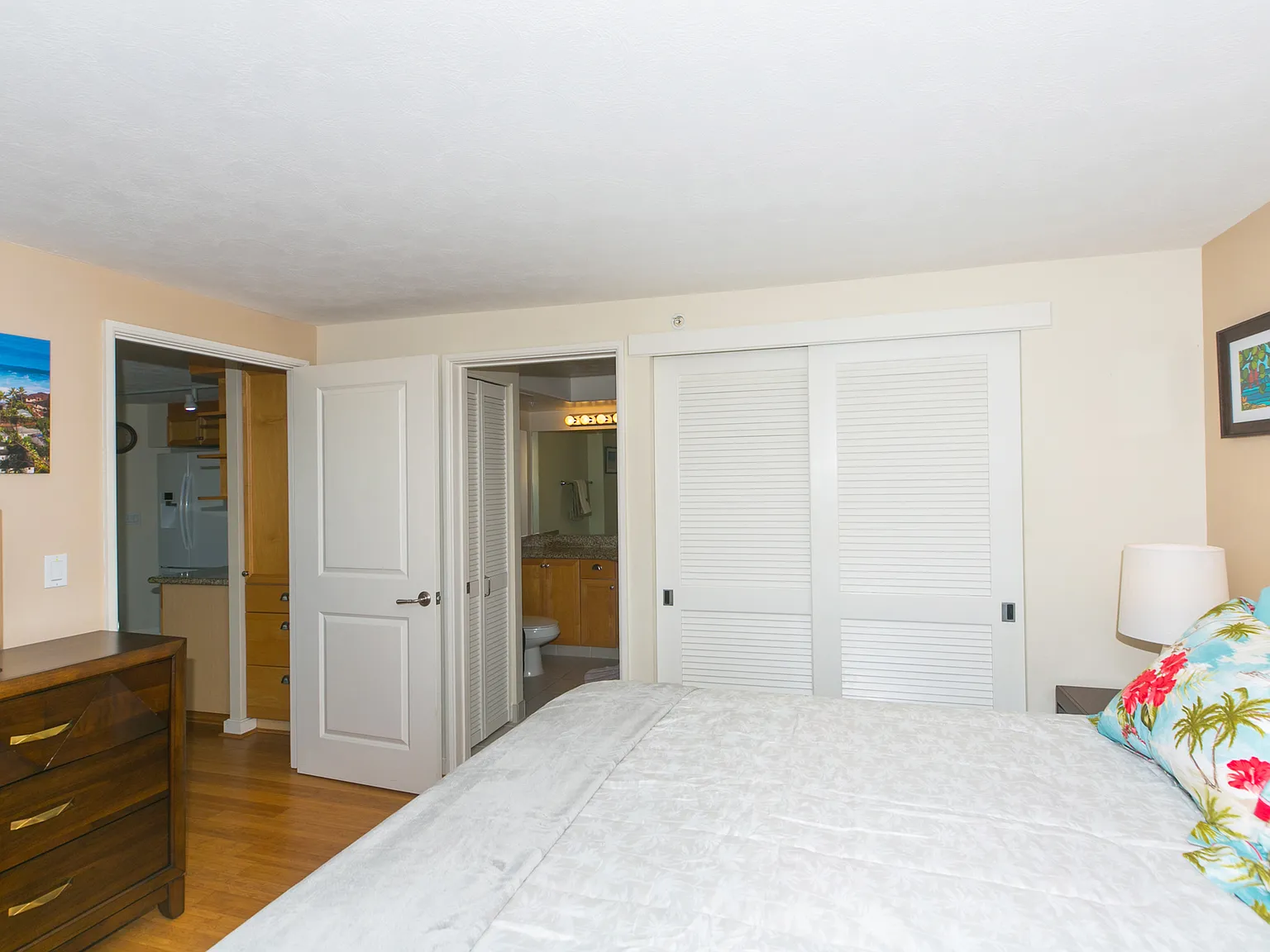 343 Hobron Lane 1605 - 1 — Photo 4