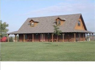 6435 S Halstead Rd, Halstead, KS 67056