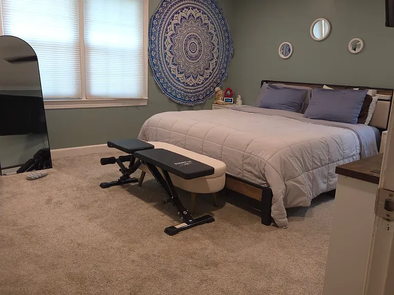 1010 Sherwood Cir — Photo 7