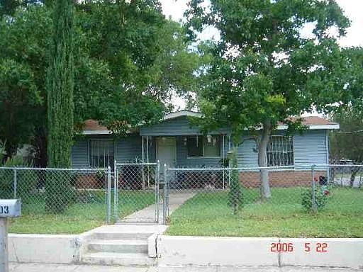 1st image of 1403 STONEWALL AVE