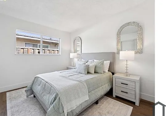 2 bed, 816 sqft, $3,050 — Photo 2