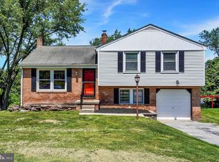 665 Hammond Rd, York, PA 17406