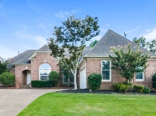 9073 Bellehurst Dr, Cordova, TN 38016